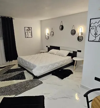 Rarina House Apartment